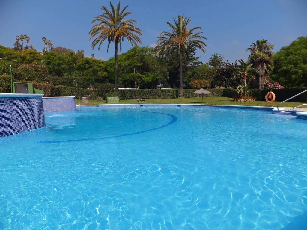 Apartamento Bahia Dorada Estepona Exterior foto